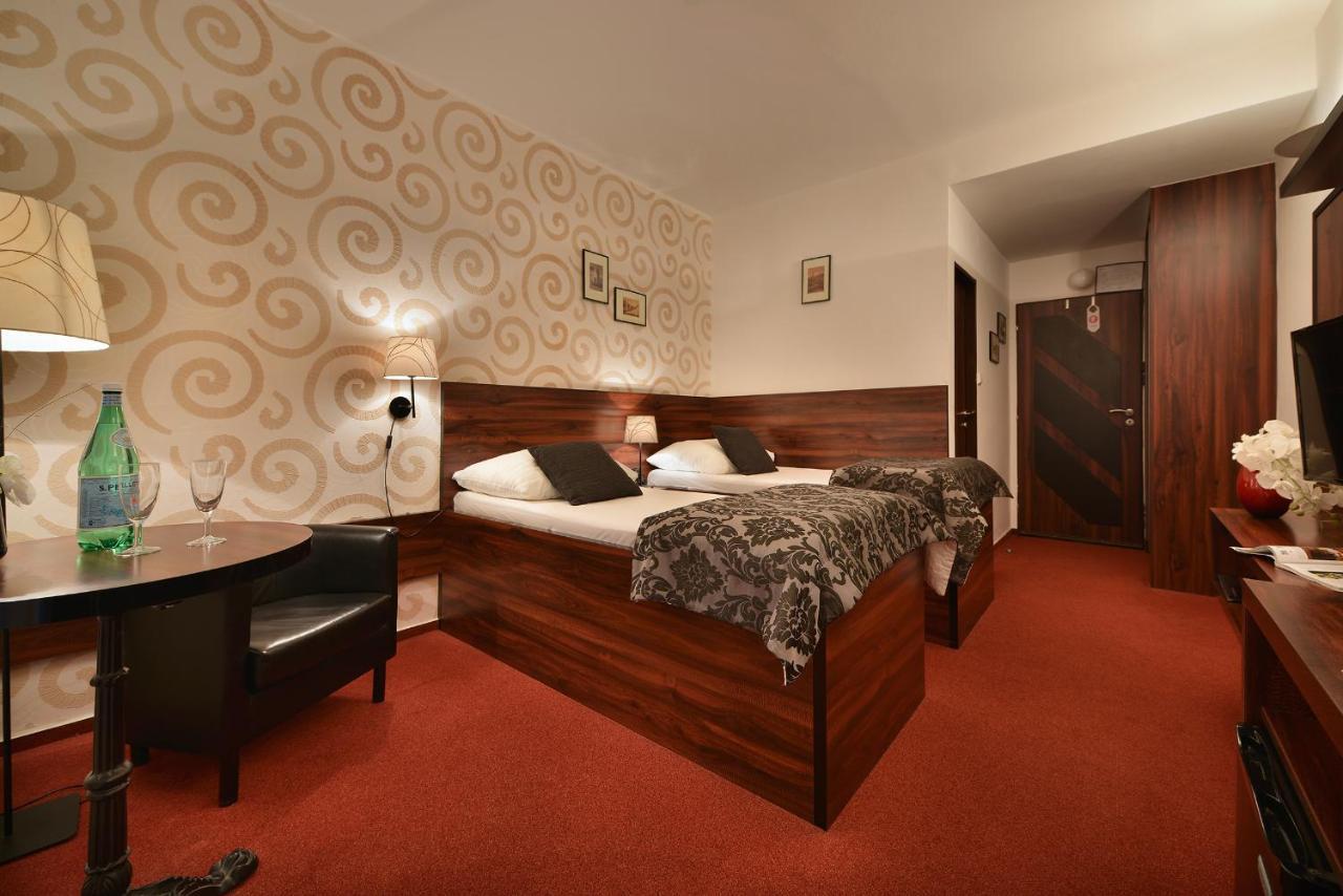 Parkhotel Morris Nový Bor المظهر الخارجي الصورة