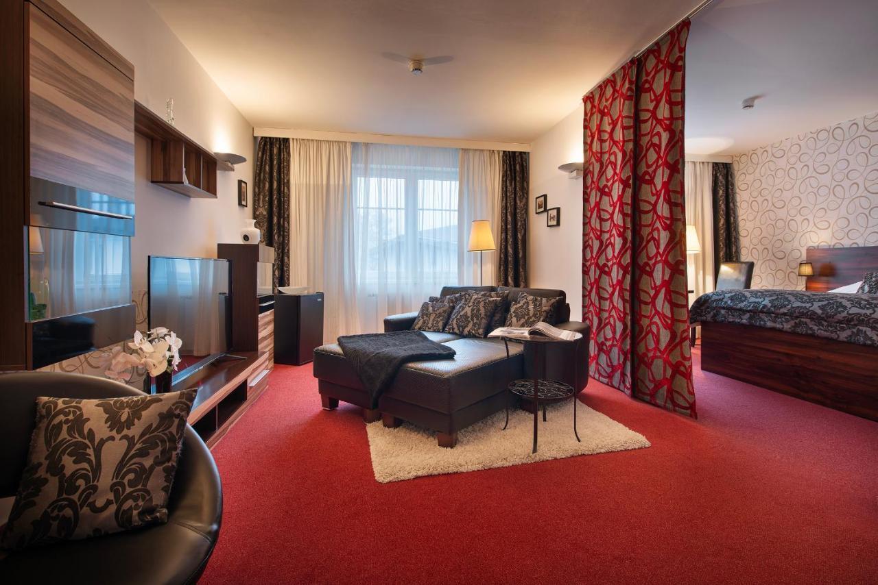 Parkhotel Morris Nový Bor المظهر الخارجي الصورة