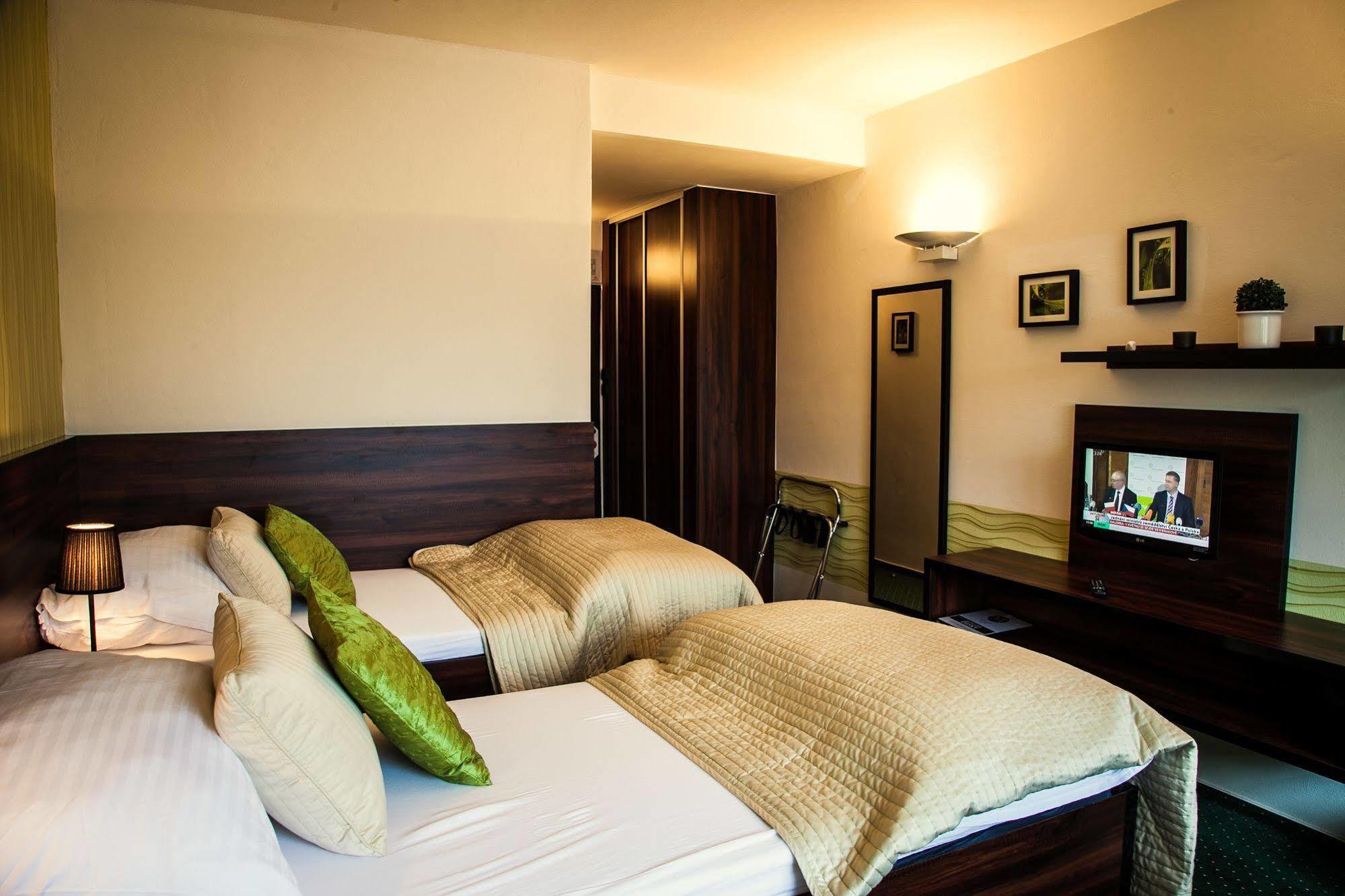 Parkhotel Morris Nový Bor المظهر الخارجي الصورة